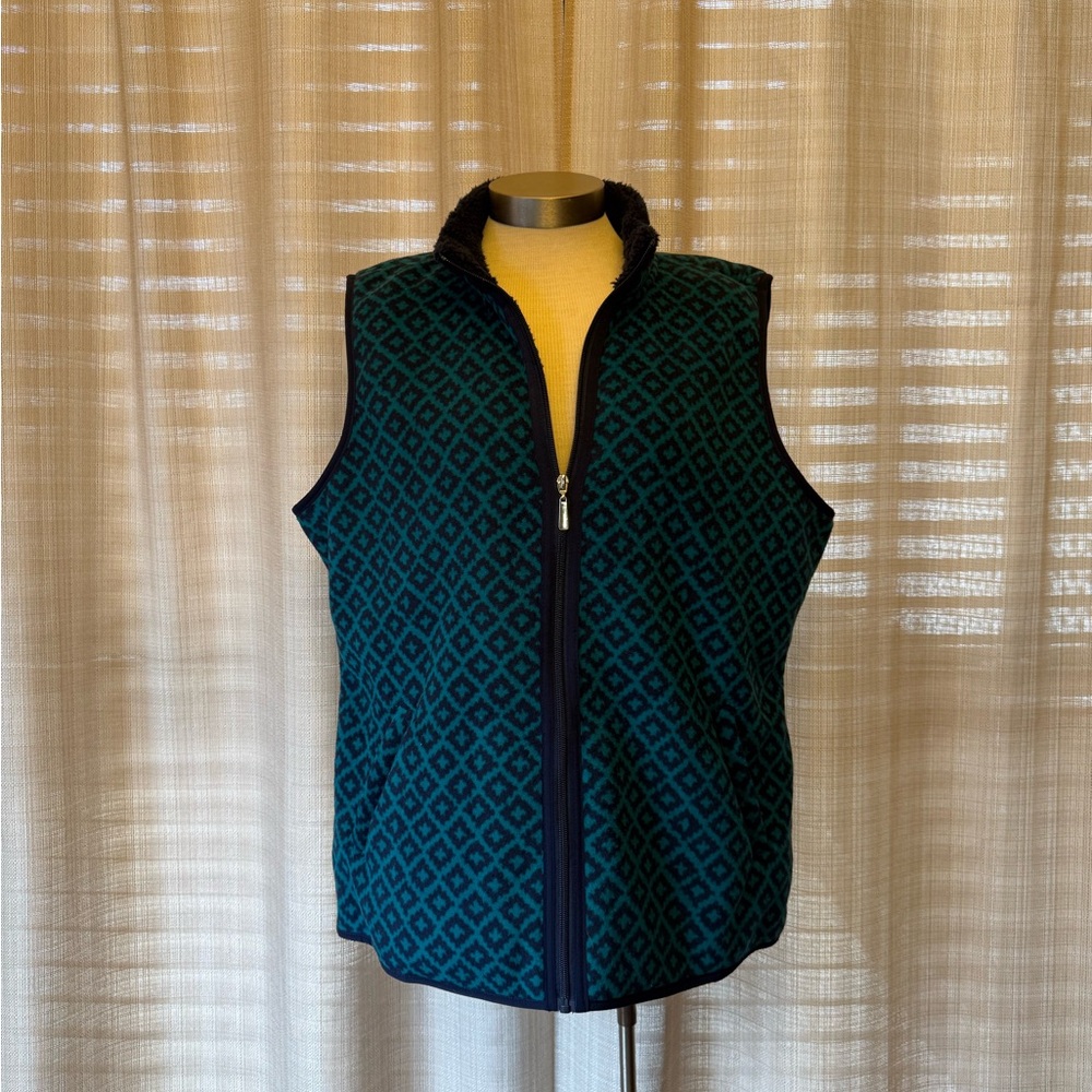 Geometric Patterned Vest in Blue and Black